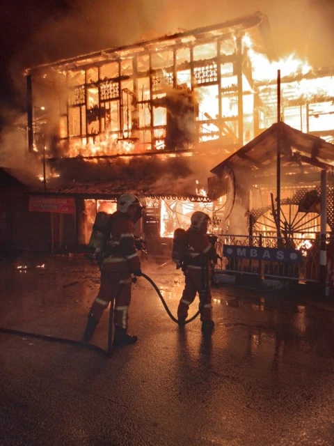 3周發生6火患　第6把火直接把米都酒店全燒毀