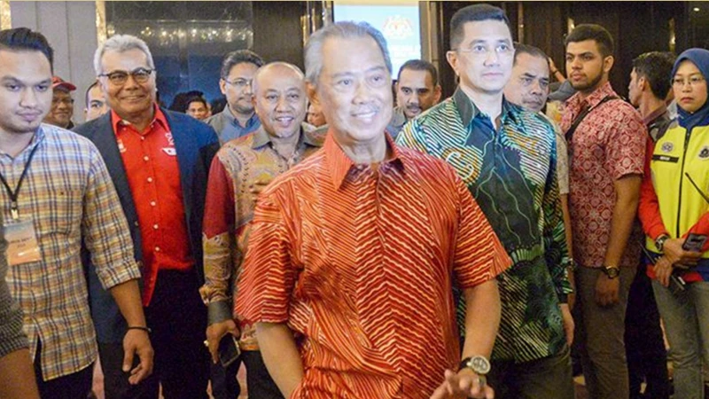 大馬首相呈反跳槽法案　慕尤丁阿茲敏缺席