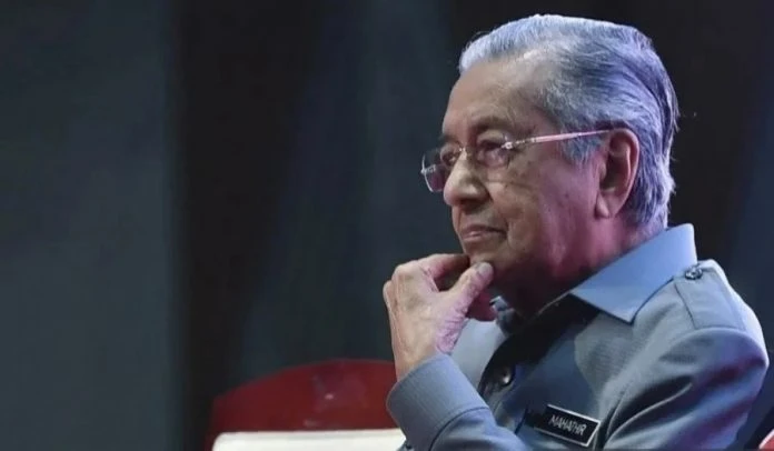 馬哈迪建議允許「政黨跳槽」