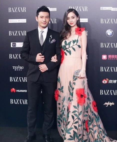 黃曉明疑為緋聞網紅女友辦豪華生日趴　女方曬卡片署名露餡？！