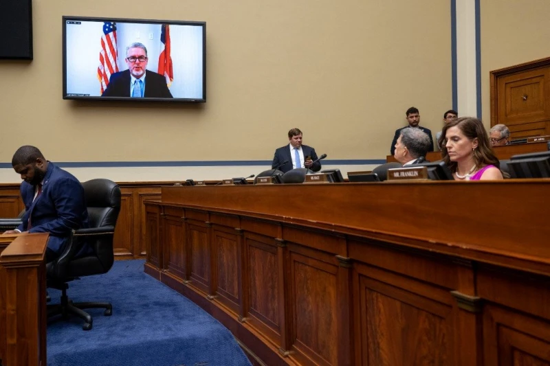 美國槍枝製造商大賺特賺　半自動步槍10年賺逾10億美元