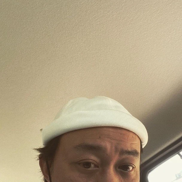 事隔一年再更新IG　陳奕迅半臉自拍賀48歲生日