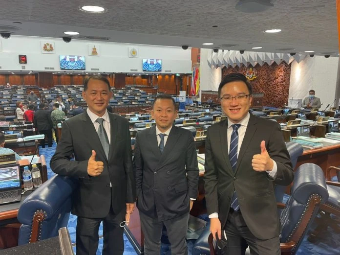 馮晉哲促開特別州議會 從此埋葬沙青蛙政治