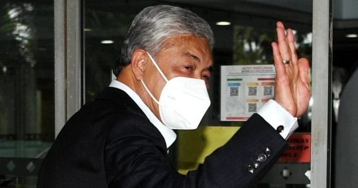 控方最後證人確診冠病未復原 扎希外國簽證系統案展至810續審