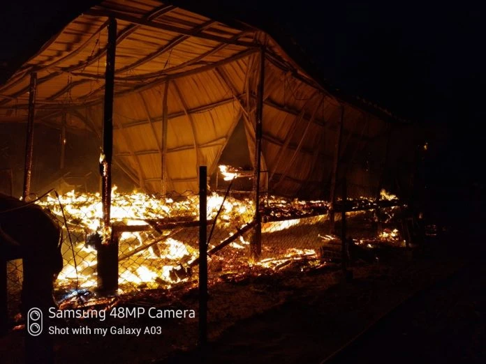 仙本那凌晨火災 一清真寺9成燒毀