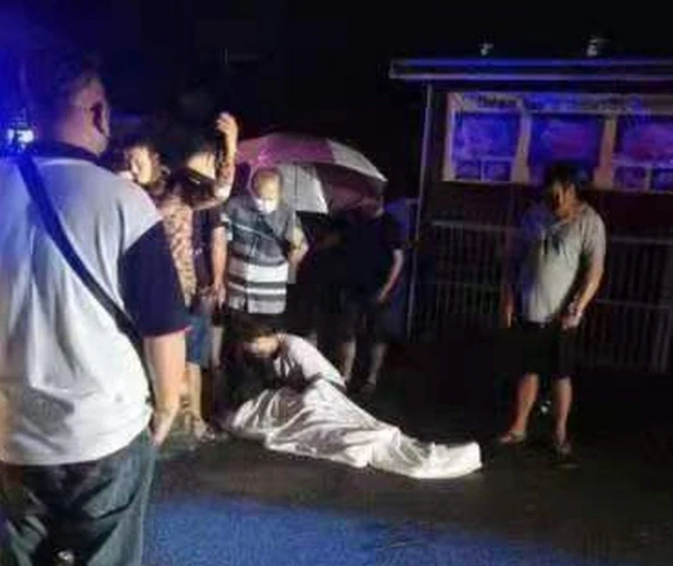 雨夜轎車失控撞樹　21歲華裔青年當場身亡