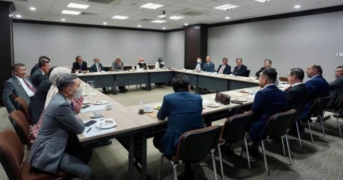 希盟將與首相商討未完成協議 包括政治獻金課題