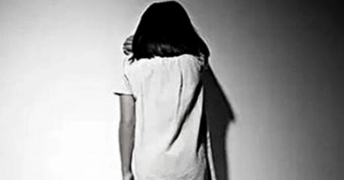 15歲少女遭性侵　5男女被控輪姦等三罪狀