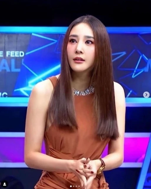 Tangmo屍骨未寒媽媽歡慶68歲大壽　嫌疑富商出席又送禮網傻眼