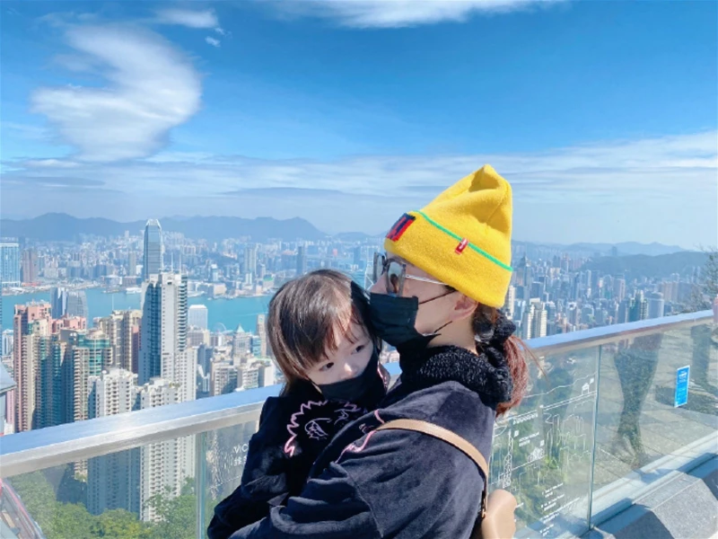 賈曉晨4歲女兒小小回族美人　網民：絕對是騙人生女系列