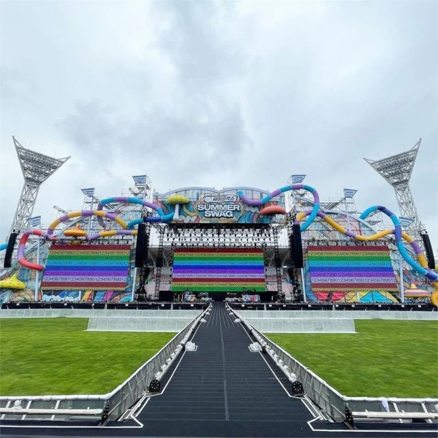 PSY「濕身秀」爆意外　工作人員摔下15公尺高台身亡