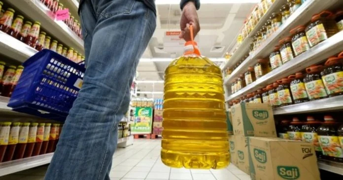 西馬5kg食油價格自由浮動　8月零售頂價RM34.70