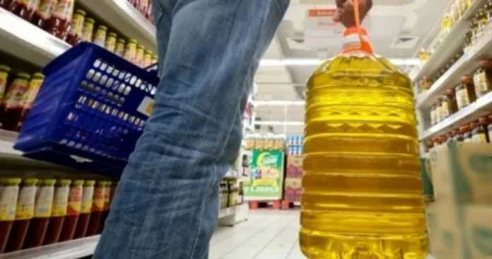 劃一5公斤瓶裝食油零售頂價　貿消部：沙砂納8日起生效