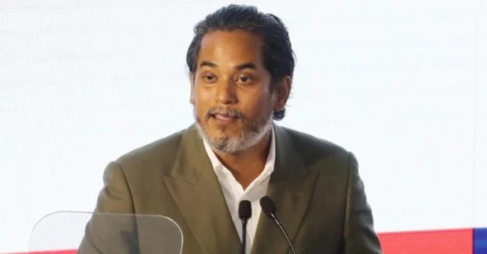 07後徹底戒菸法案交特委會研究