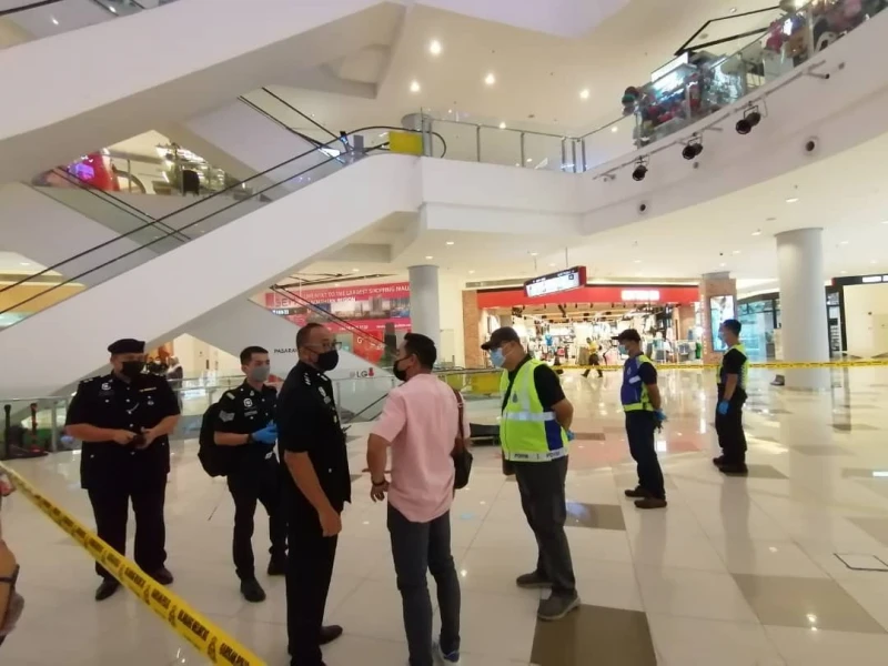 商場驚傳保安人員呼叫聲    華裔男墜樓身亡