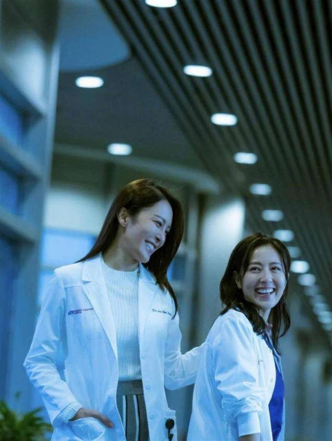 【白色強人II】陳豪獲贊演技一流　網調侃：「咖啡」才是主角