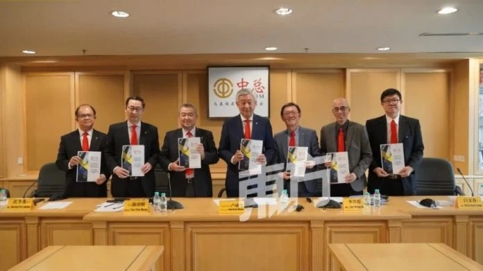 今年經濟和商業狀況　7成商家持中和觀點