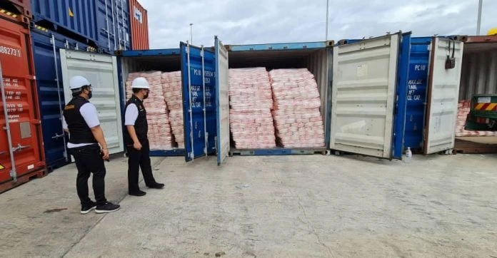 裝糖貨櫃滯留碼頭1周 閩衛局檢查確保質量過關