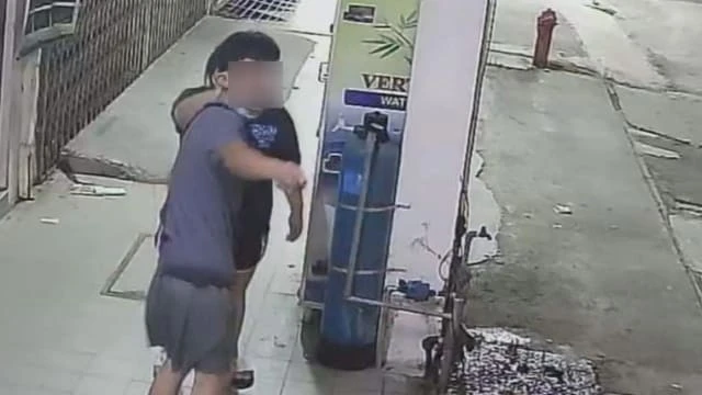 馬國情侶吵架踢壞過濾器 道歉金句網上走紅