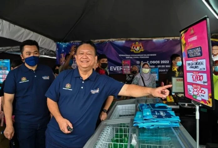 貿消部長：未確定解除雞隻出口禁令的日期