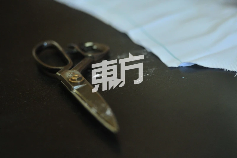 裁剪半輩子見證行業興衰　72歲老裁縫：做到我手腳都不聽話為止