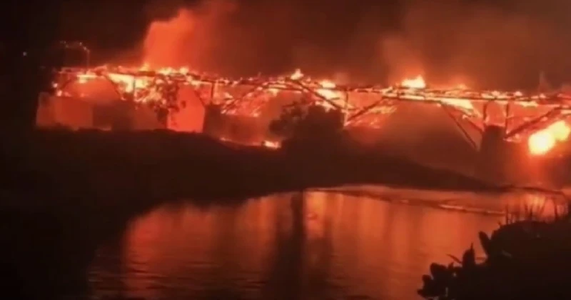 中國現存最長木拱廊橋　900年歷史萬安橋焚毀