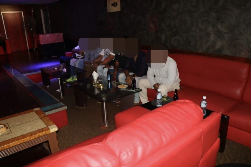 夜店沒營業准證遭取締　23酒客、舞女與員工被捕