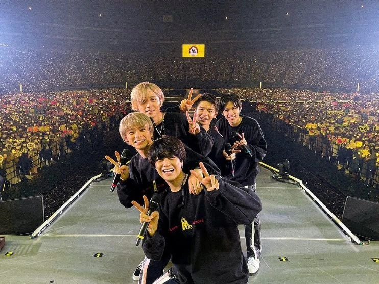 傑尼斯男團演唱會發生火災　6000觀眾急疏散粉絲吸濃煙送醫