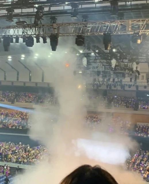 傑尼斯男團演唱會發生火災　6000觀眾急疏散粉絲吸濃煙送醫