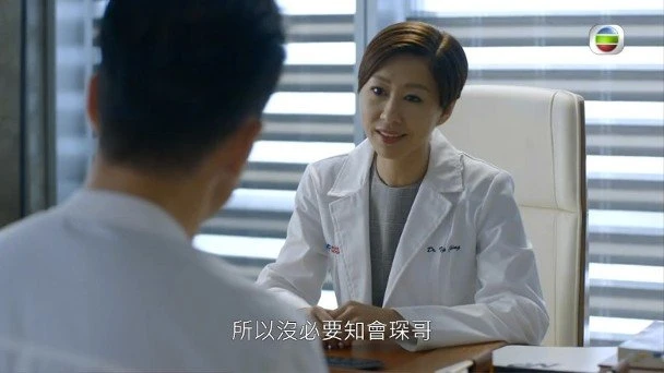 由小角色熬到視後　胡定欣難忘當年演護士