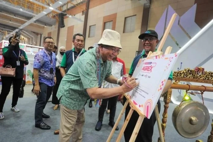 5公斤食油頂價明起RM34.70　安努亞促生產商銷售商勿囤貨