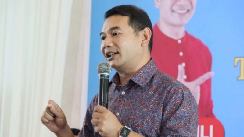 【瀕海戰艦弊案】價翻3倍  拉菲茲：「看不見的手」拿200%佣金  