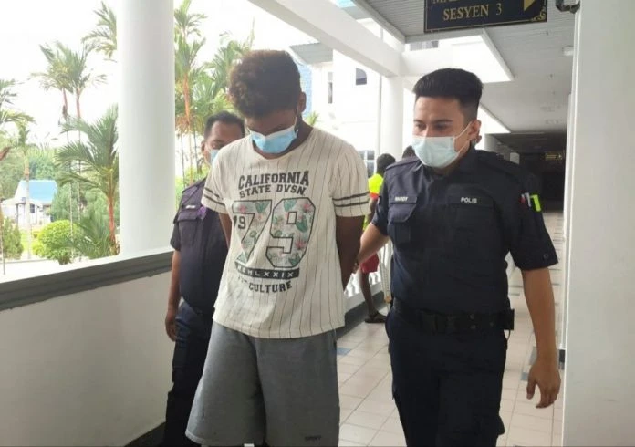 被控搶劫兼強姦女子　18歲青年否認3罪狀