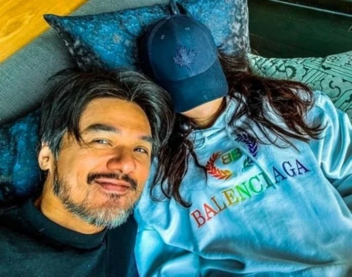 舒淇深夜曬馮德倫合照慶生　甜喊「祝你帥過劉德華」