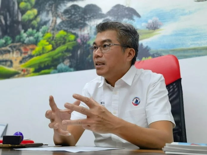 棕油價格上月起大幅下跌 張克駿﹕衝擊小園主