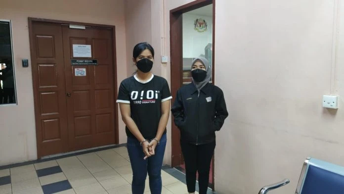 盜用身份圖飛吉隆坡 永久居民判監1個月罰2千