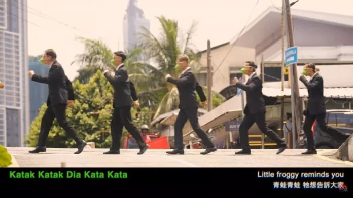 黃明志新歌賽沙迪參一腳　諷大馬獨有「受保育類青蛙」