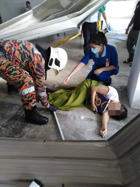 女子19樓墜下大命不死　手上還捧一本經書