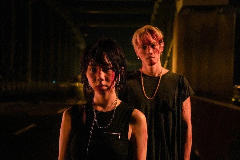 鄧紫棋與男友罕見同框演出　一人分飾兩角挑戰演技