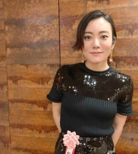 出演《頭文字D》被封初戀女神　鈴木杏近年轉做畫家近況曝光