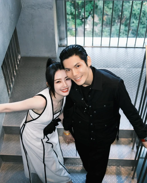 爆出軌「神隱23天」首露面　向佐被疑為復出鋪路