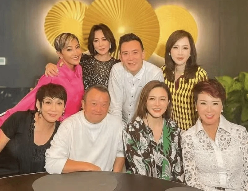 破冰後頻頻同框合照　關之琳劉嘉玲「1舉動」泄閨蜜情