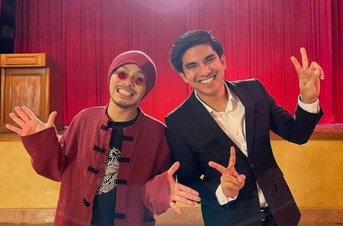 賽沙迪與黃明志跳青蛙舞　納吉：巫統議員跳槽土團黨怎不跳？