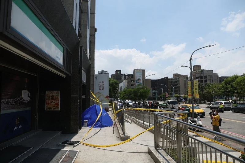 【艾成墜樓亡】遺體已移往板橋殯儀館　後事采基督教儀式