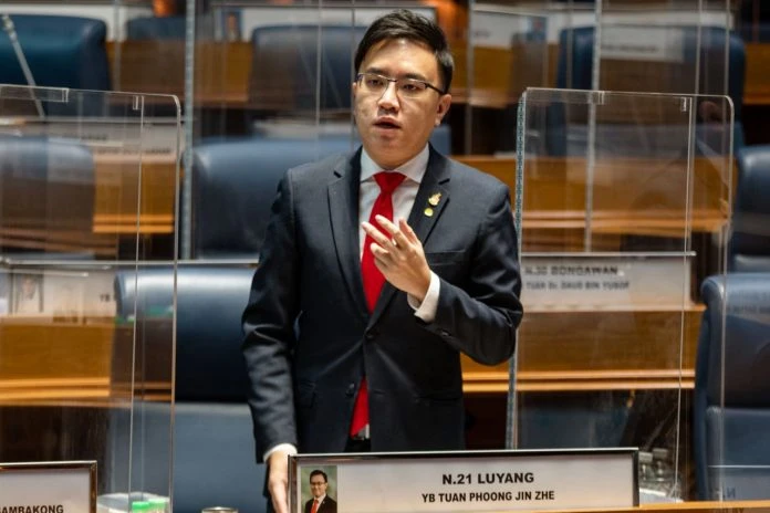 馮晉哲：移民及永久居留申請繁瑣 建議有效系統審批符資格者