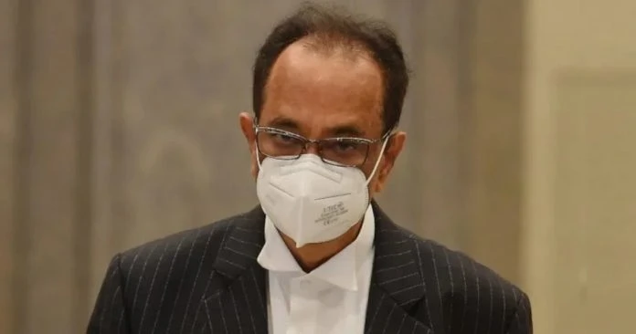 大量資金流動卻視而不見　主控官：納吉不清楚戶頭餘額的說法荒謬