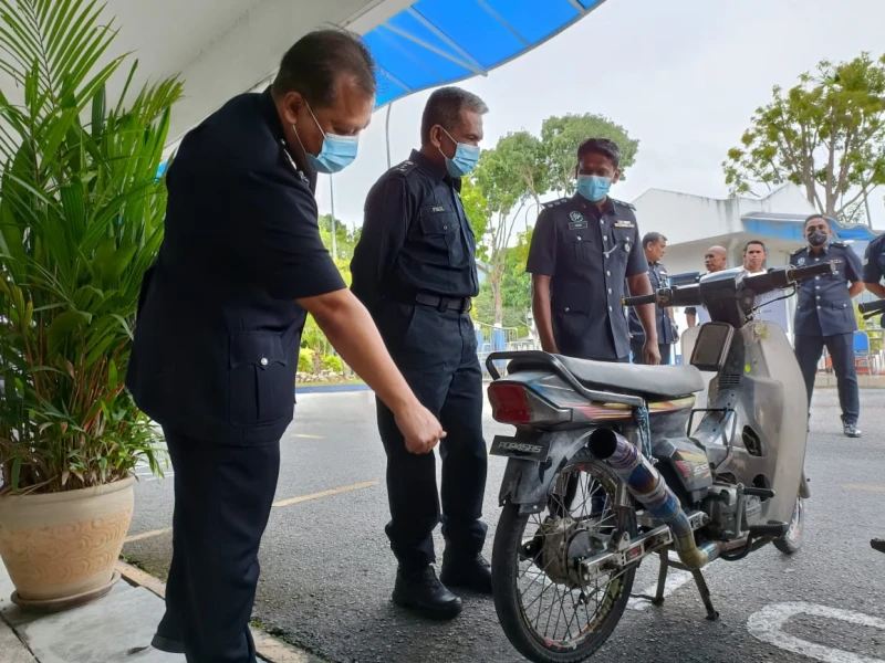 17歲學生偷摩哆　無駕照還敢跨州檳霹