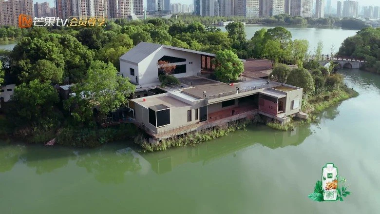 《披荊斬棘2》別墅曝光　網對比《乘風破浪3》狠批節目組「偏心」