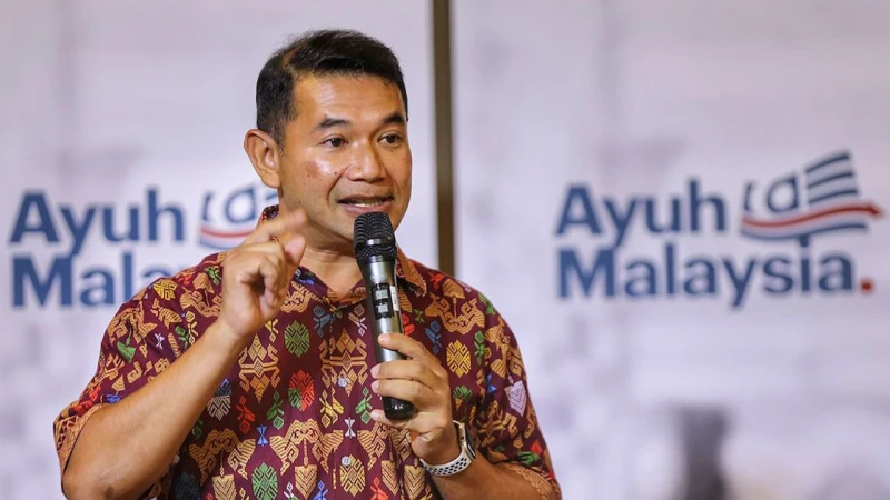 拉菲茲：明天證明再娜與拉迪夫關係