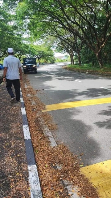 2中學生共騎摩哆失控翻覆　15歲無駕照騎士當場斃命